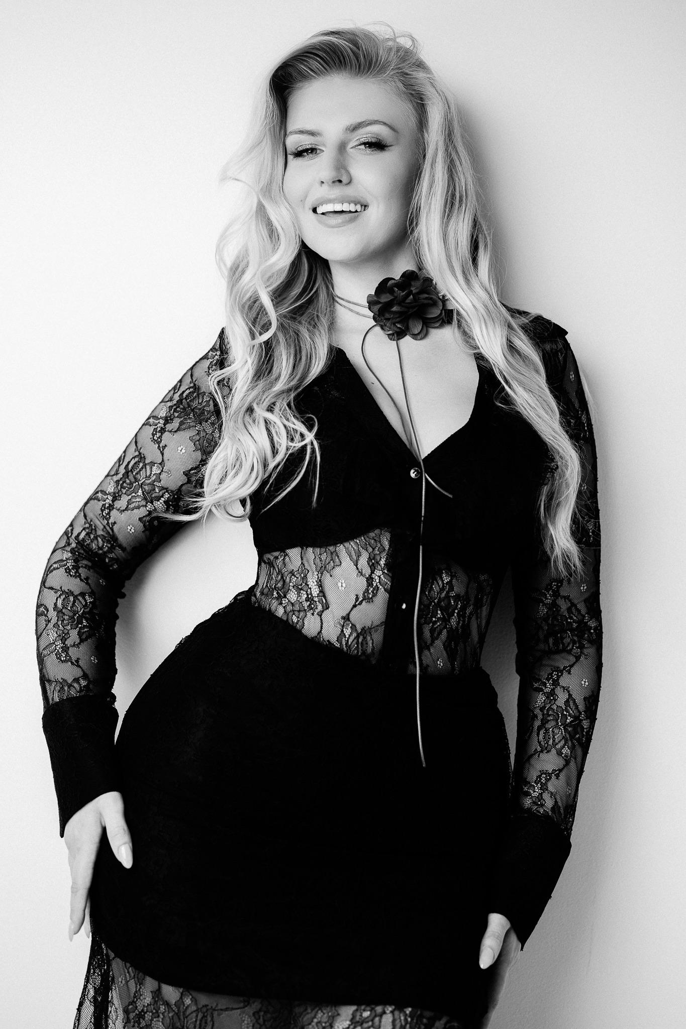 sesja kobieca w studio